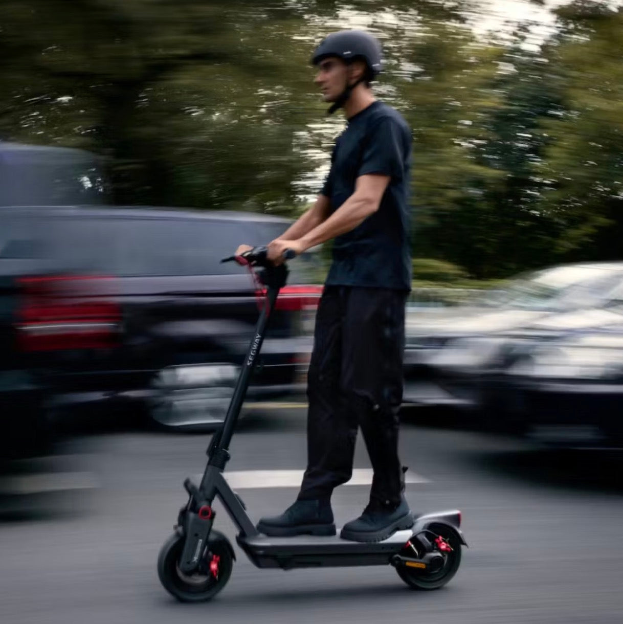 28 mph Max. Speed and 50 miles Max. Range